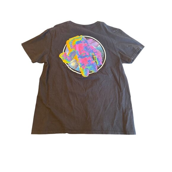 NASA Black Graphic Tee Shirt With Colorful Astronaut Design L/G 100% Cotton By H - Picture 4 of 4